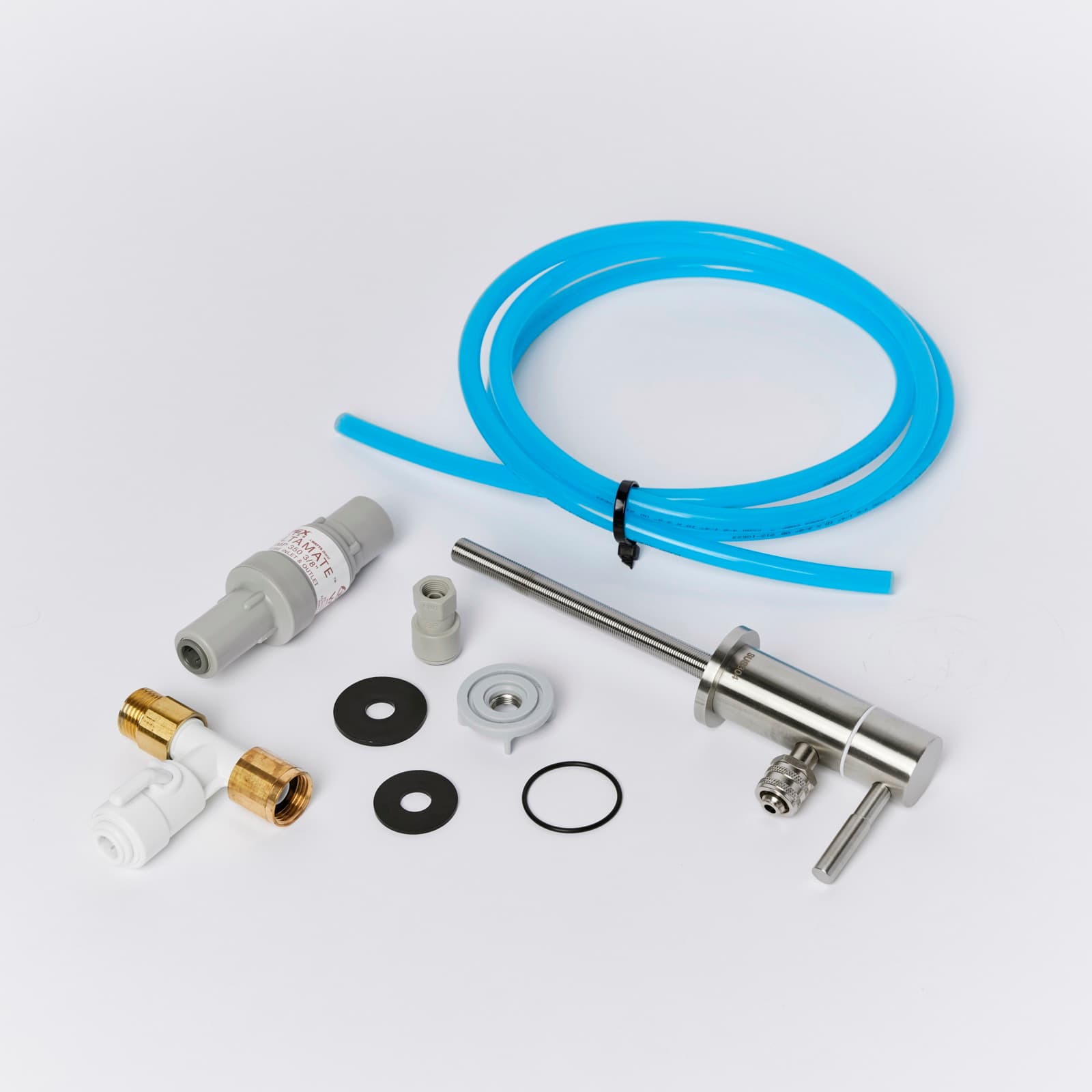Everything included in the box: hosing, fittings, bracket and install kit